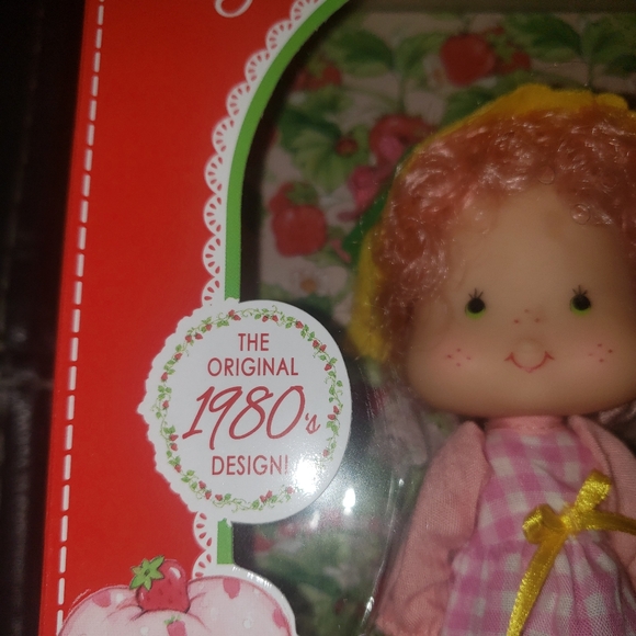 STRAWBERRY SHORTCAKE ORIGINAL 1980'S DESIGN PEACH BLUSH DOLL NIB - Picture 5 of 6
